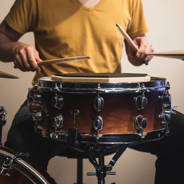 keepdrum Übungspad DP-BK12 schwarz 12 Zoll mit Drumsticks 5BB 1 Paar