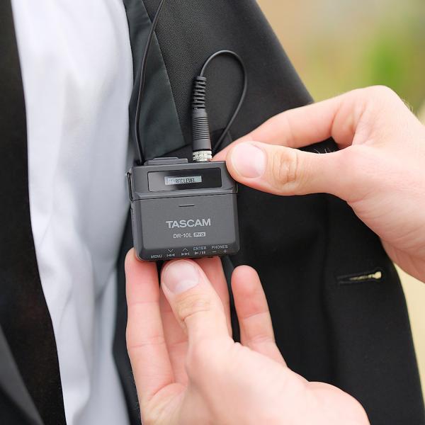 Tascam DR-10L Pro Lavalier-Recorder mit Adapter
