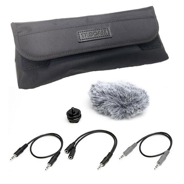 Tascam Audio-Recorder DR-40XP mit Kamera-Zubehörset und Kopfhörer