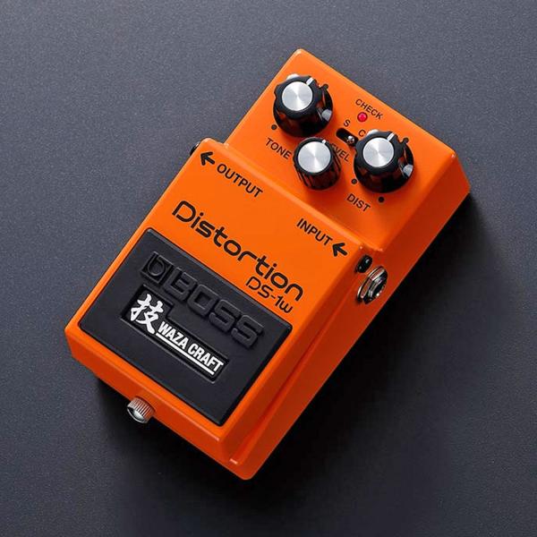 Boss DS-1w Distortion Waza Edition Pedal mit Netzteil