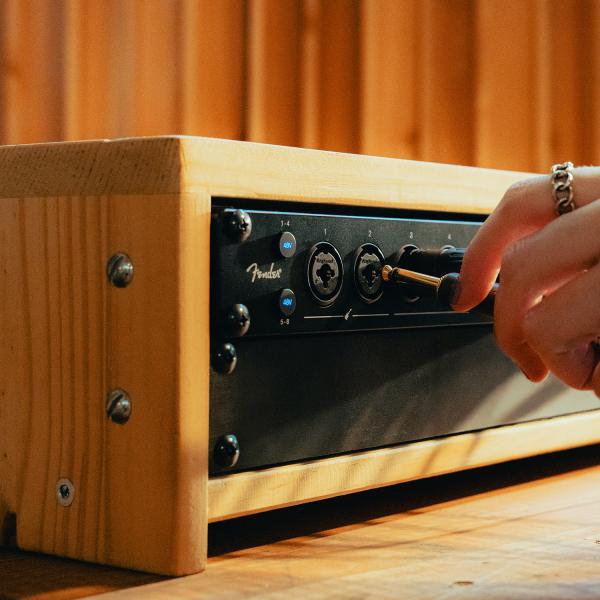 Fender Audio-Interface Quantum LT 16 16-Kanal mit Kopfhörer