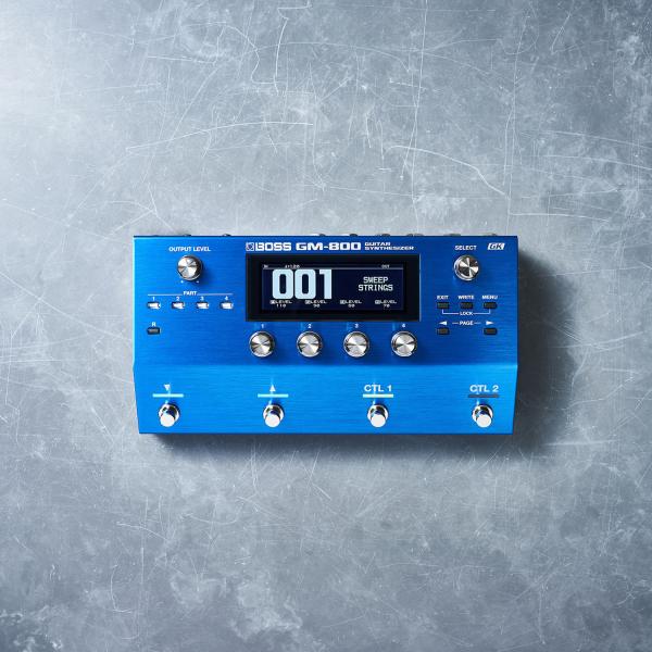 Boss Effektgerät GM-800 Synthesizer-Pedal für Gitarre und Bass