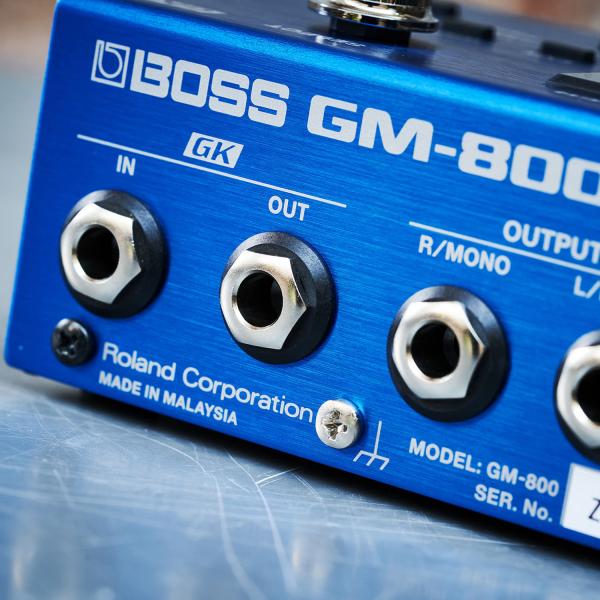 Boss Effektgerät GM-800 Synthesizer-Pedal für Gitarre und Bass
