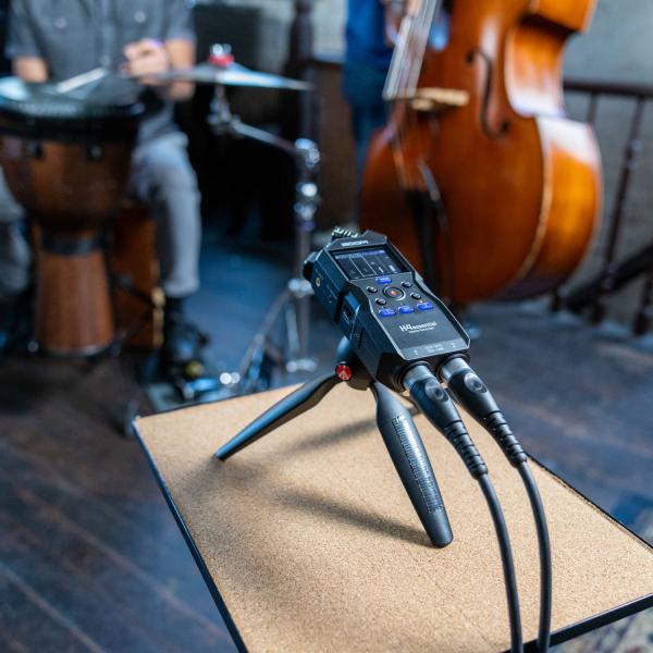 Zoom Audio-Recorder H4essential mit Zubehör-Set