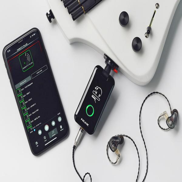 Nux Mighty Plug Amp-Plug für Gitarre mit Kopfhörer