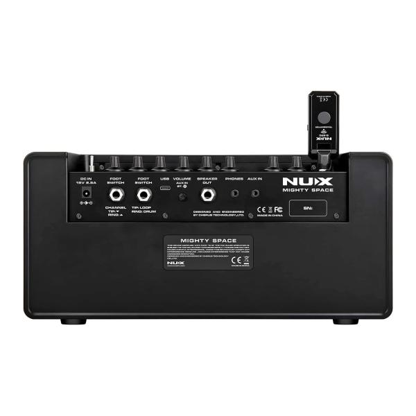 Nux Mighty Space Gitarren-Verstärker mit Kabel