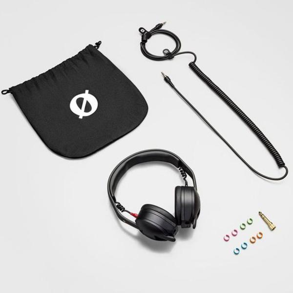 Rode Kopfhörer NTH-50 mit Headset-Mikrofon und Tuch