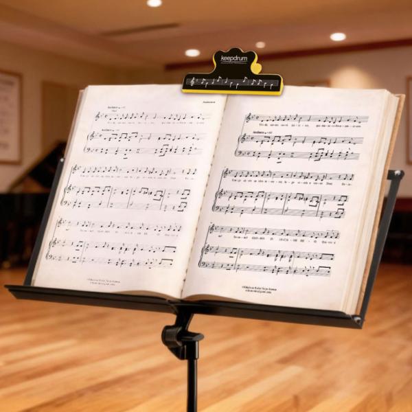 K-M Orchester Notenpult 11930 mit Notenklammer