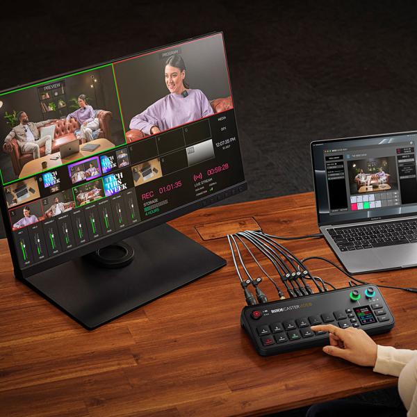 Rode Rodecaster Video Konsole für Audio- und Videoproduktion mit Abdeckung