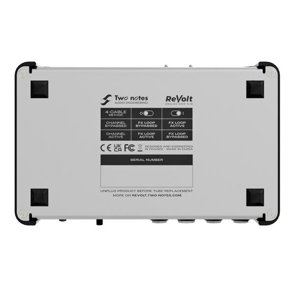Two Notes ReVolt Bass Preamp Simulator mit Kabel