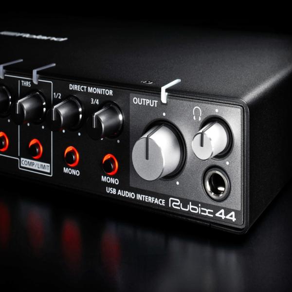 Roland Rubix44 USB Audio-Interface mit Kopfhörer