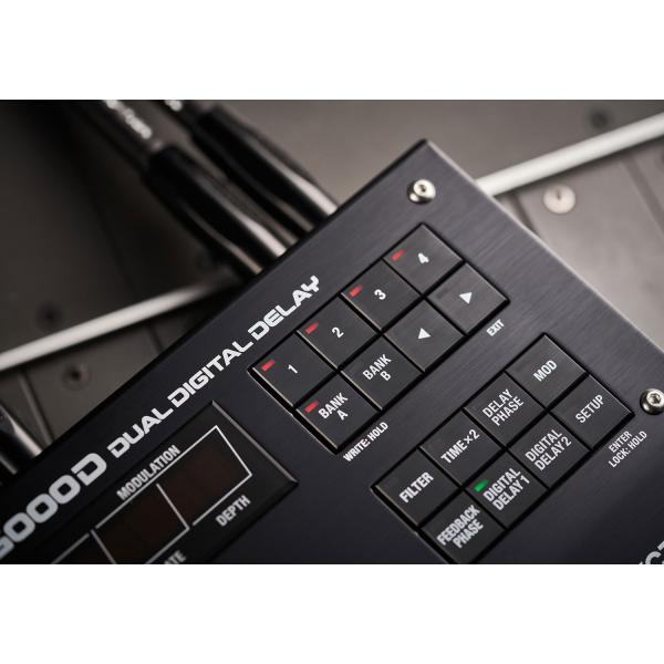 Boss SDE-3000 Dual Digital Delay Effekt mit Kabel