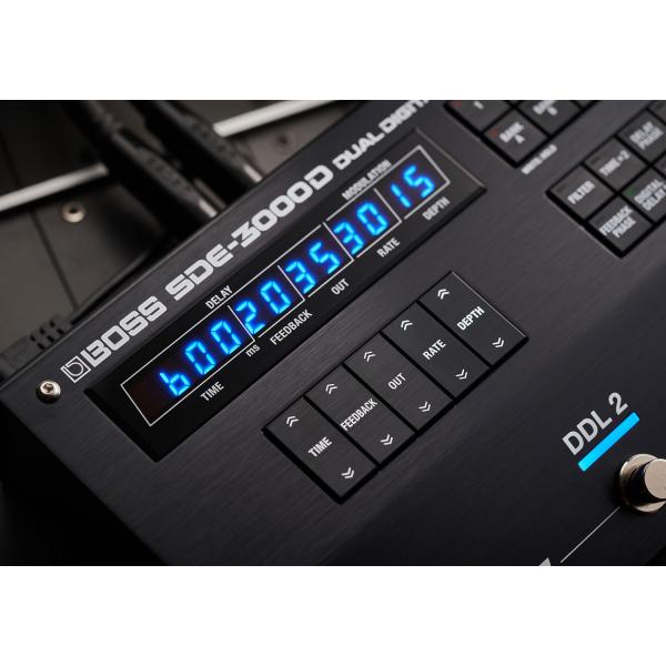Boss SDE-3000 Dual Digital Delay Effekt mit Kabel