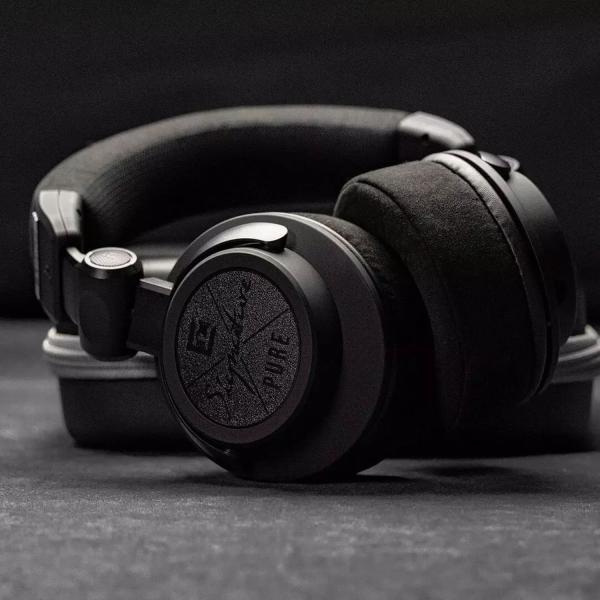 Ultrasone Kopfhörer Signature Pure mit Wandhalter