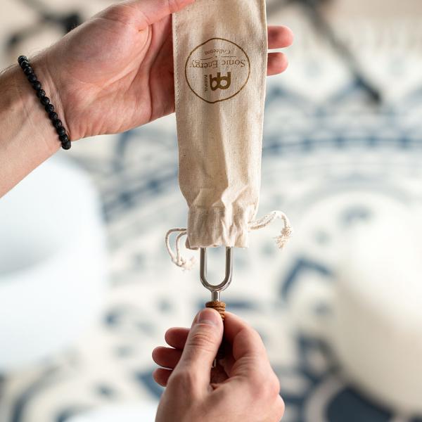Meinl Sonic Energy Stimmgabel TF-ME Merkur mit Tuch