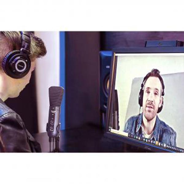 Tascam TM-250U Mikrofon mit Kopfhörer