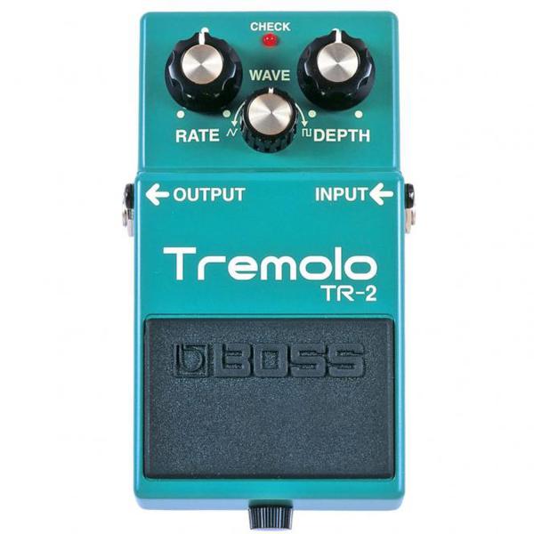 Boss TR-2 TRemolo Effekt-Pedal mit Netzteil